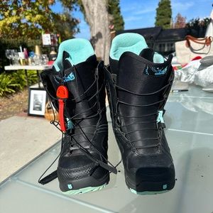 Burton Snowboard Boots | Women’s Size 6